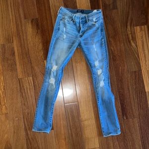 Abercrombie and Fitch Harper low rise super skinny jeans